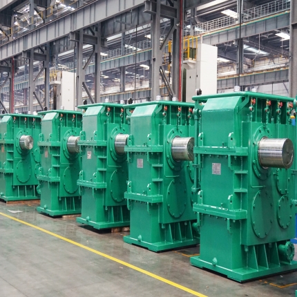 鋼管生產線專用減速機在泰隆一次裝配試驗成功!